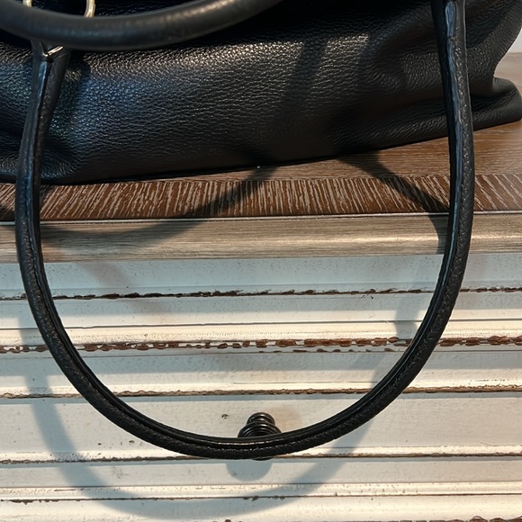 Michael Kors Weekender - Picture 6 of 12